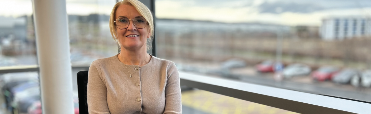 Lesley 60 Article
